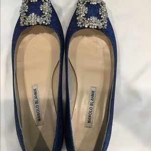 Manolo Blahnik hangisi blue flats worn a few times in excellent condition